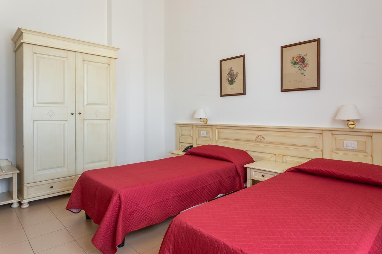 Rodia Inn Ористано Экстерьер фото