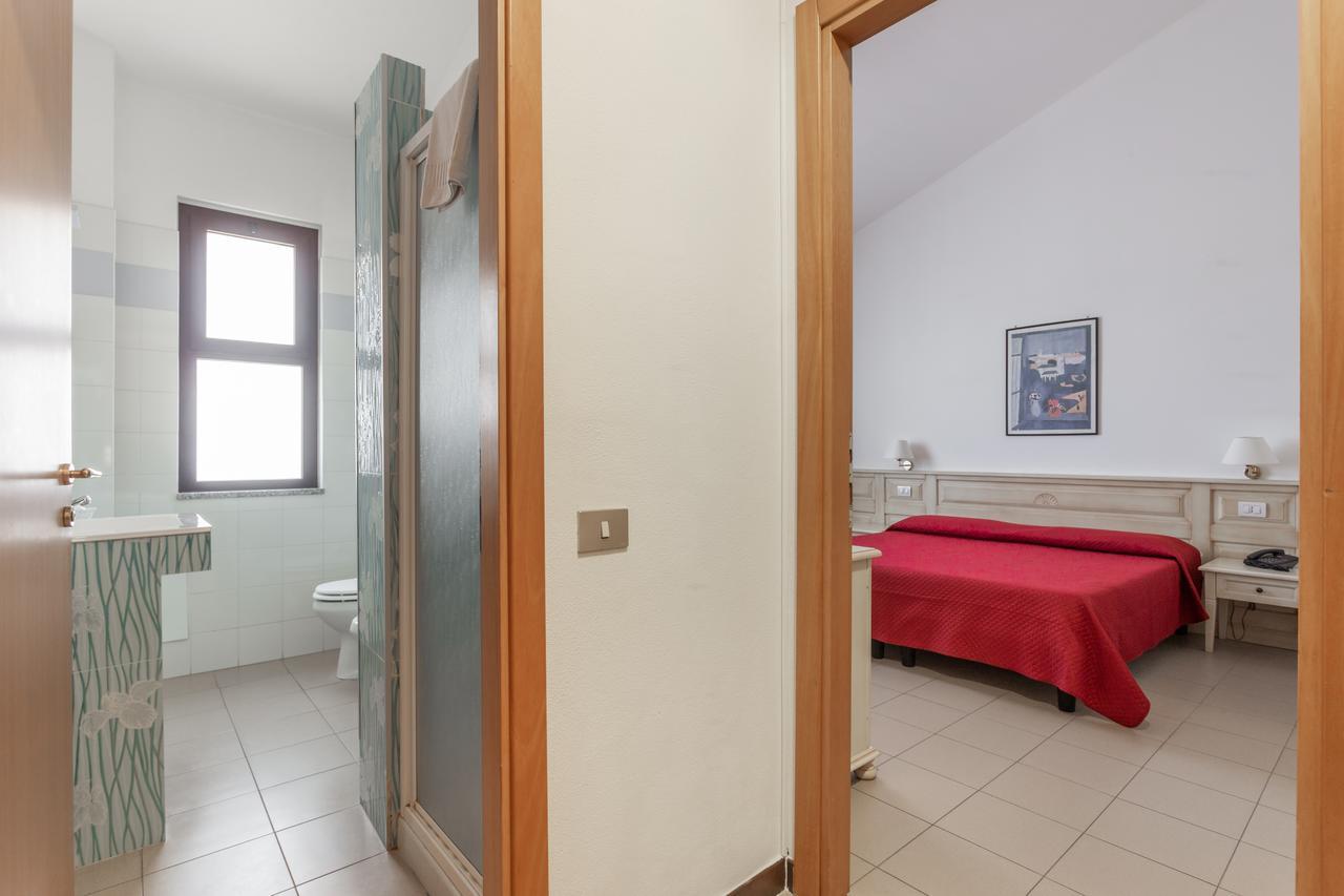 Rodia Inn Ористано Экстерьер фото