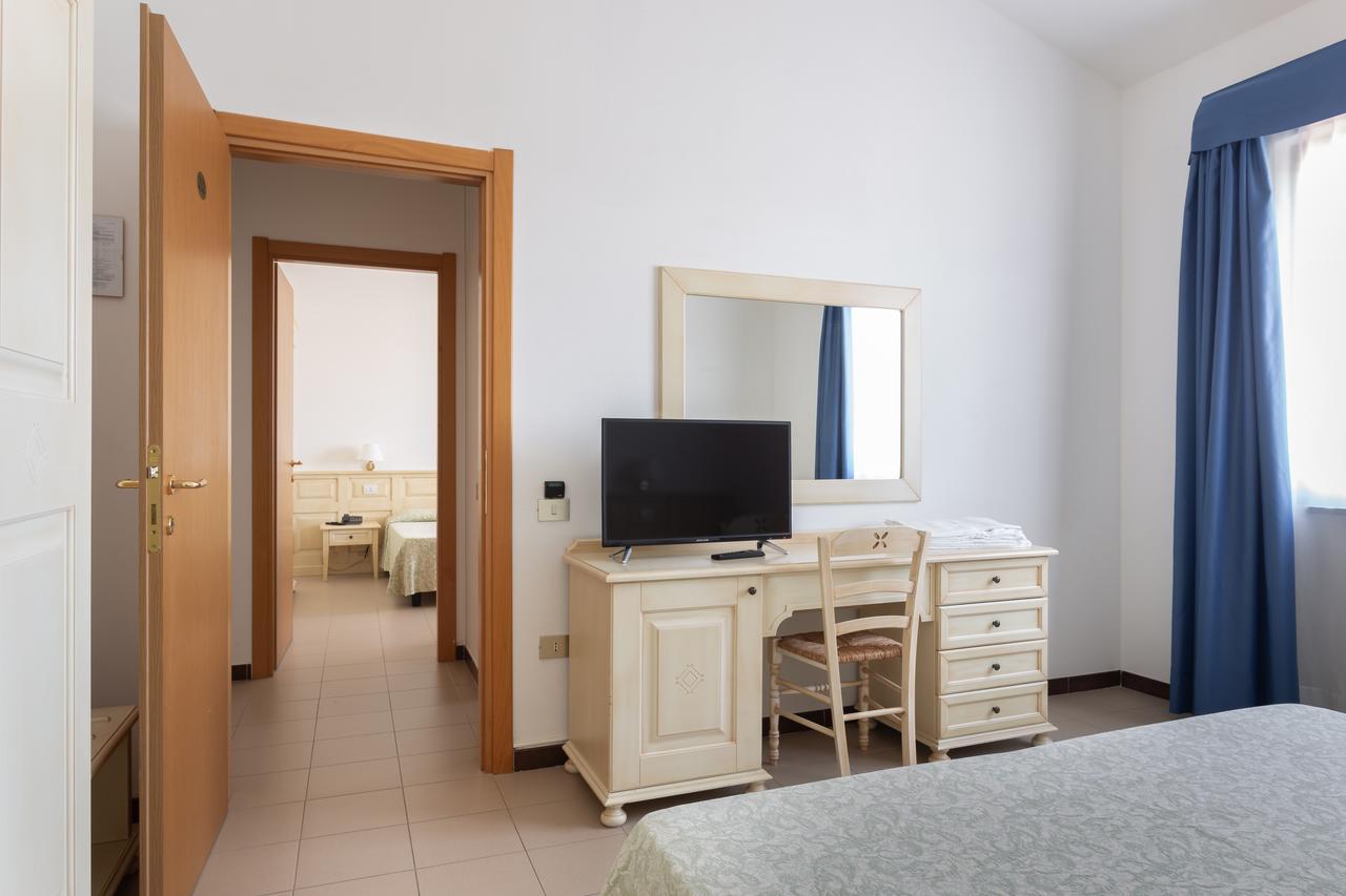 Rodia Inn Ористано Экстерьер фото