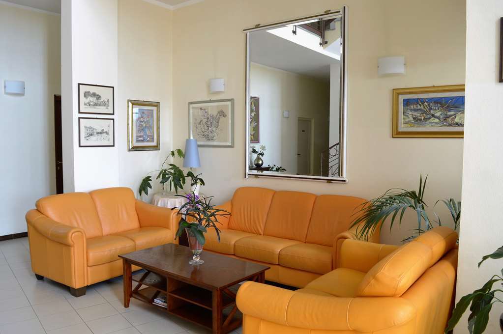 Rodia Inn Ористано Интерьер фото